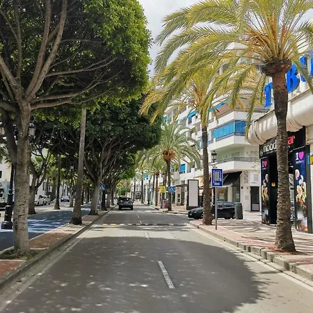 Apartment Luxury Front Line In Puerto Banus