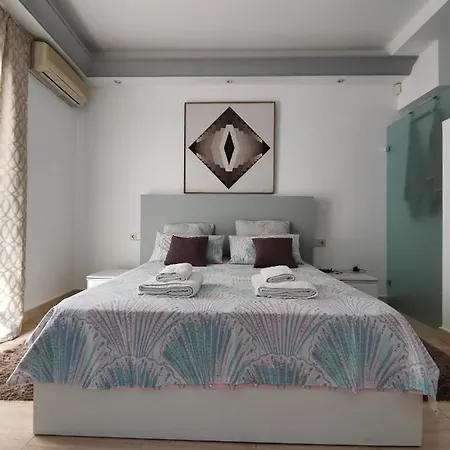 Apartment Luxury Front Line In Puerto Banus Marbella